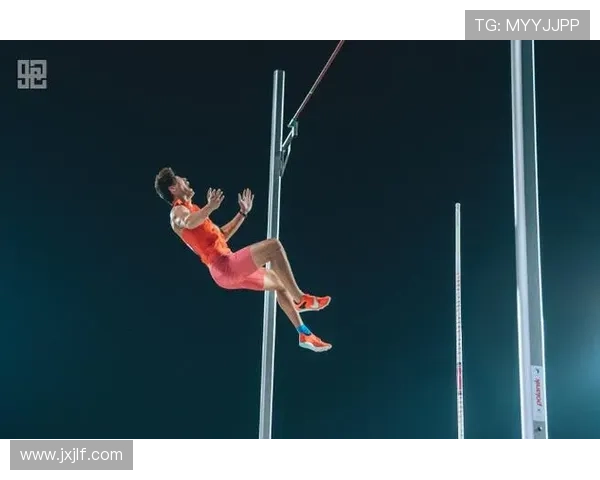 李晨洋破全国纪录 再创撑竿跳高辉煌